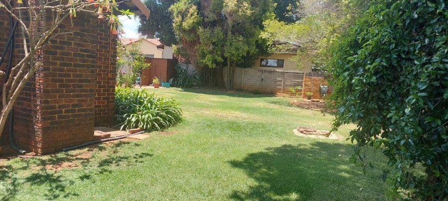 4 Bedroom Property for Sale in Birchleigh North Gauteng