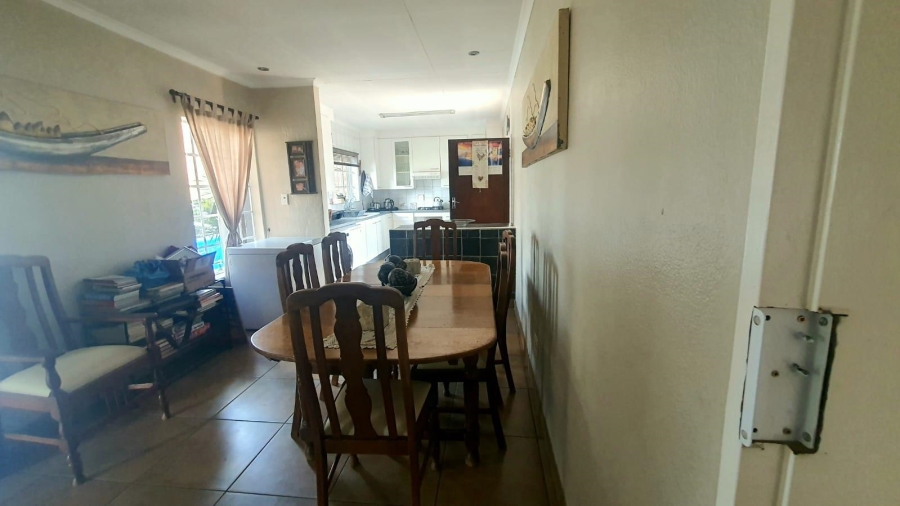 To Let 3 Bedroom Property for Rent in Bonaero Park Ext 3 Gauteng