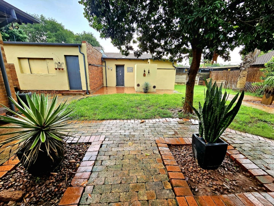 4 Bedroom Property for Sale in Daspoort Gauteng