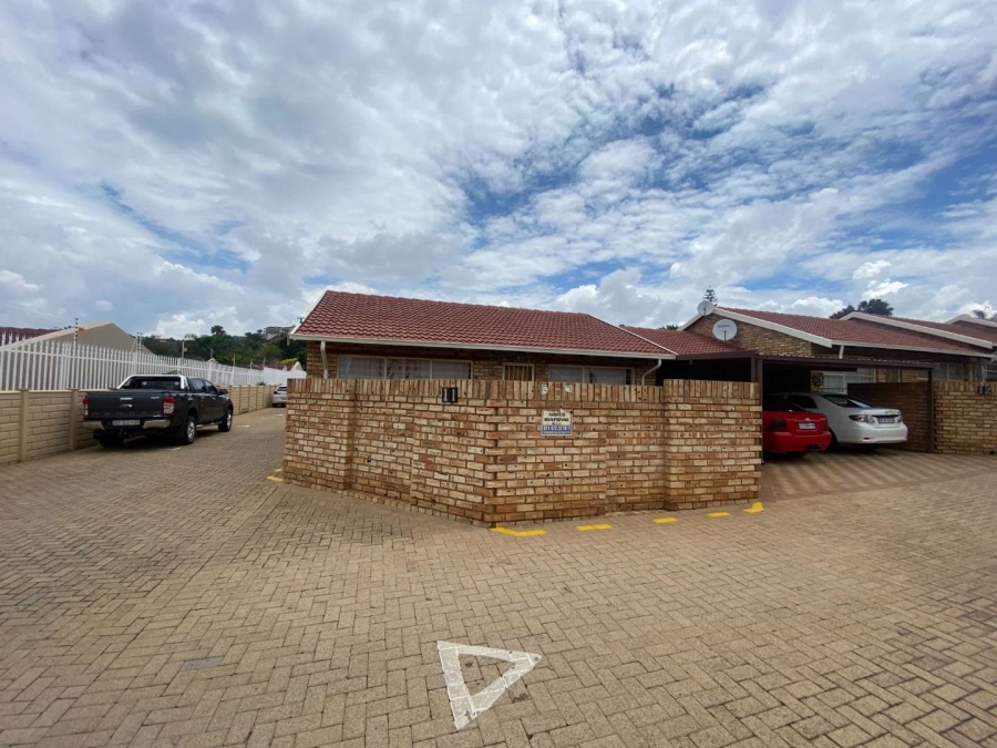 2 Bedroom Property for Sale in Noordheuwel Gauteng