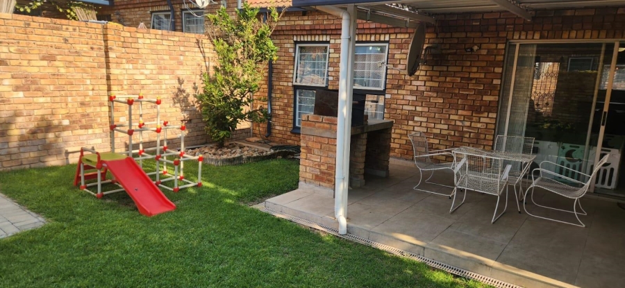 3 Bedroom Property for Sale in Clubview Gauteng