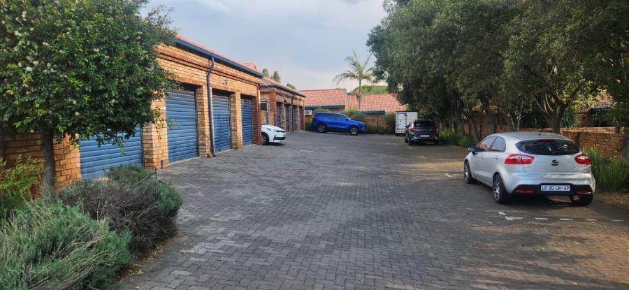 3 Bedroom Property for Sale in Clubview Gauteng