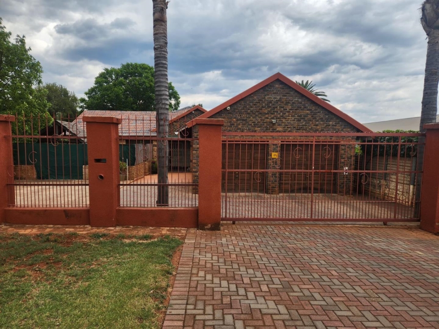 4 Bedroom Property for Sale in Lyttelton Manor Gauteng