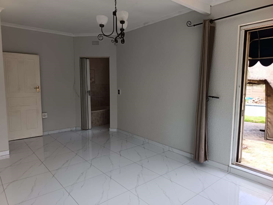 3 Bedroom Property for Sale in Brackendowns Gauteng