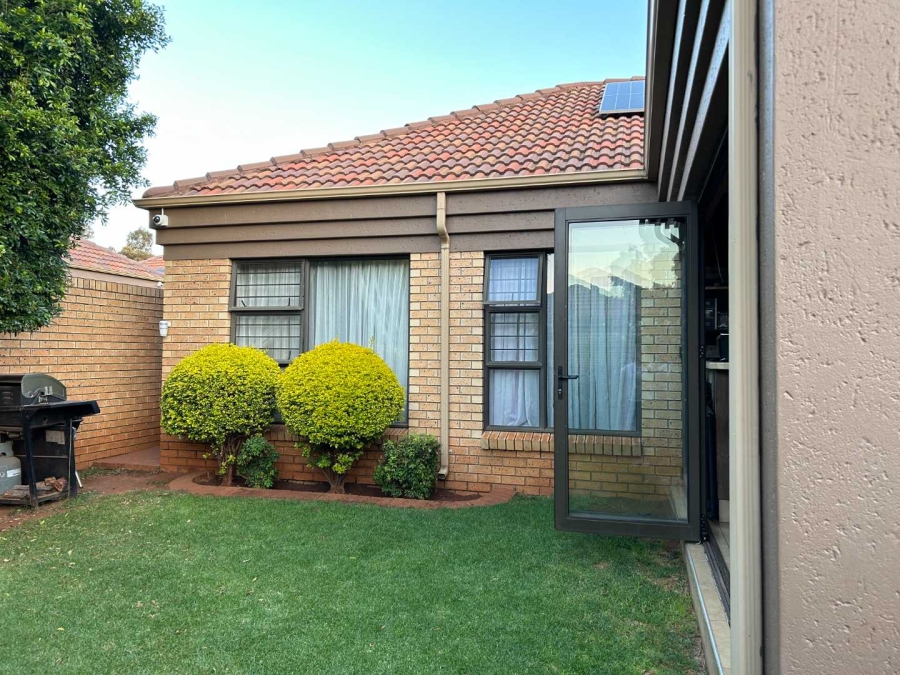 3 Bedroom Property for Sale in Norton Home Estate AH Gauteng