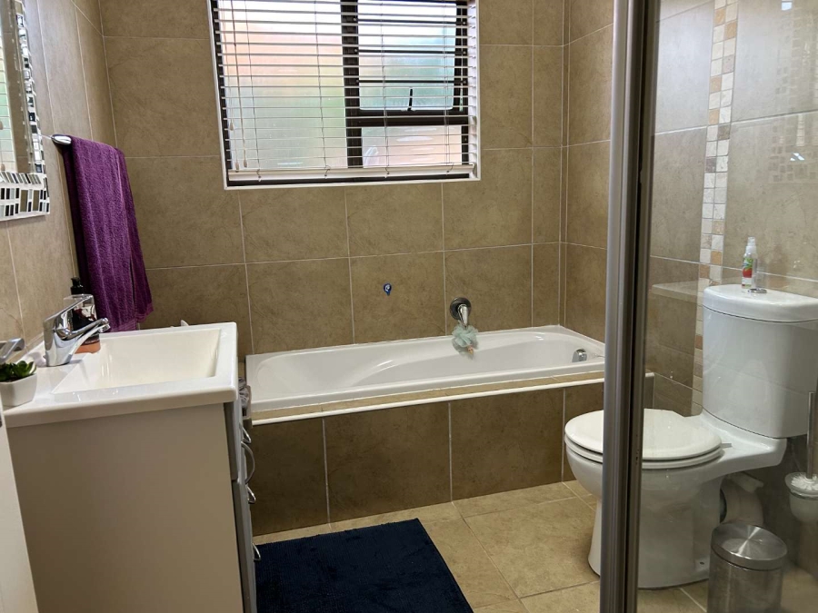 3 Bedroom Property for Sale in Norton Home Estate AH Gauteng