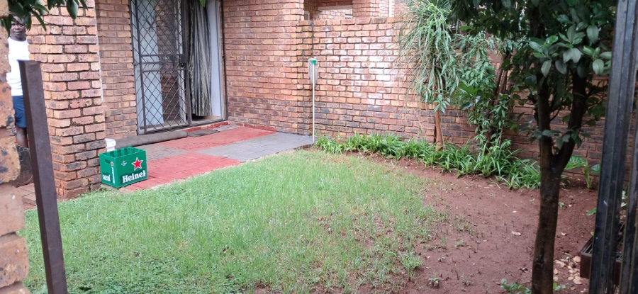 2 Bedroom Property for Sale in Clarina Gauteng