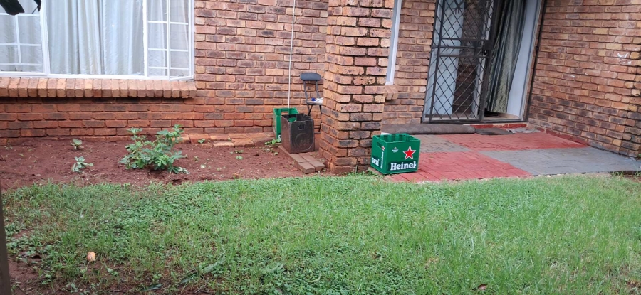 2 Bedroom Property for Sale in Clarina Gauteng