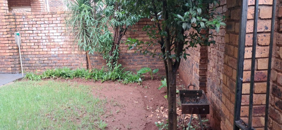 2 Bedroom Property for Sale in Clarina Gauteng