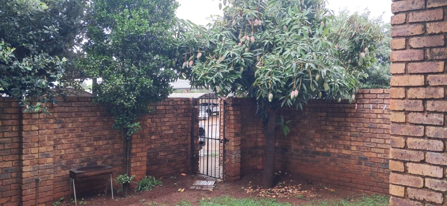 2 Bedroom Property for Sale in Clarina Gauteng