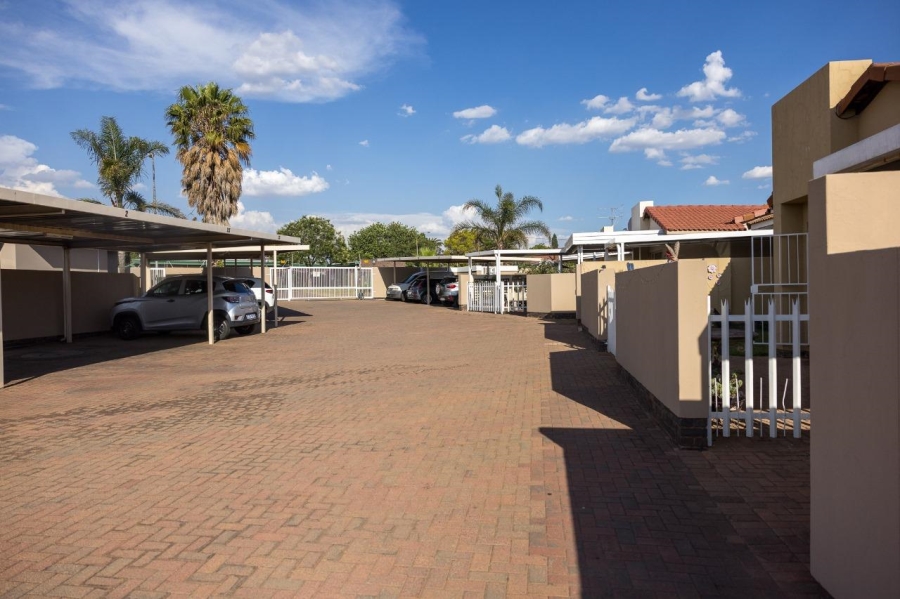 3 Bedroom Property for Sale in Freeway Park Gauteng