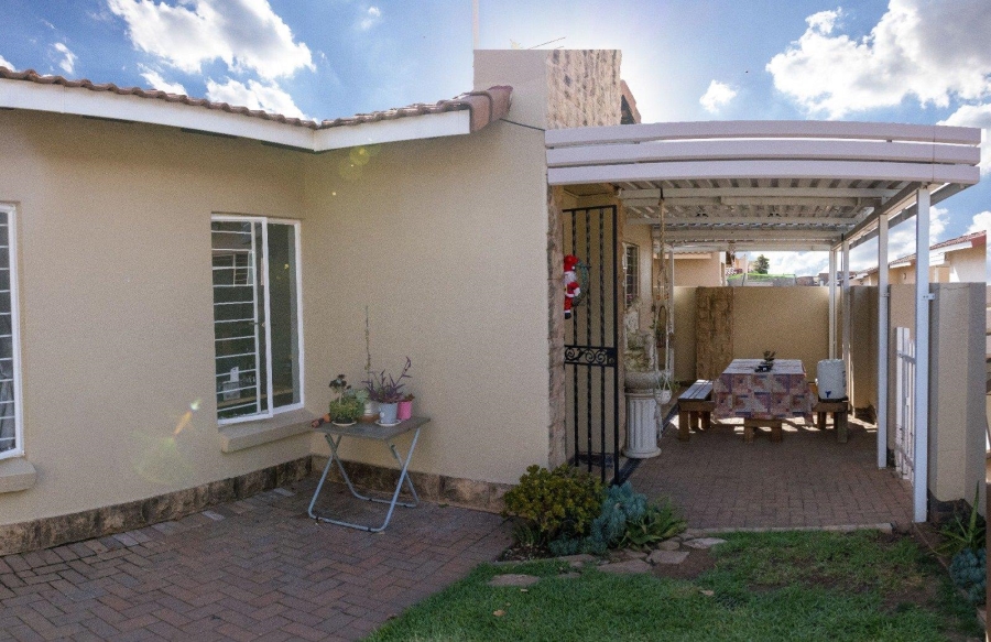 3 Bedroom Property for Sale in Freeway Park Gauteng