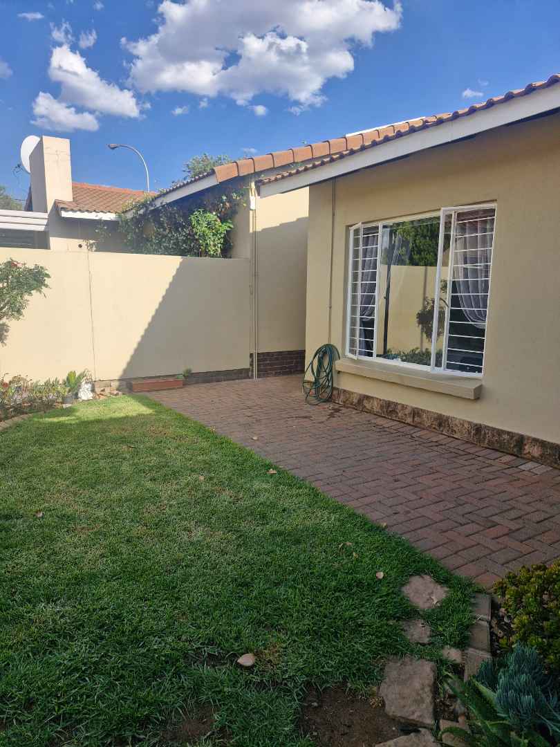 3 Bedroom Property for Sale in Freeway Park Gauteng