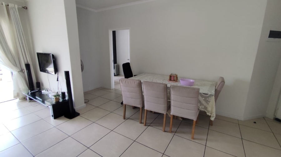 2 Bedroom Property for Sale in Greenstone Hill Gauteng