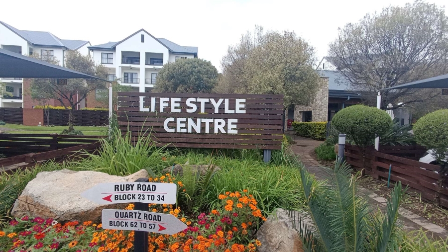 2 Bedroom Property for Sale in Greenstone Hill Gauteng