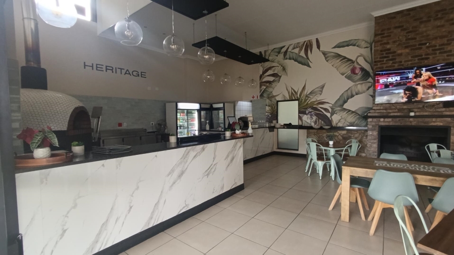 2 Bedroom Property for Sale in Greenstone Hill Gauteng