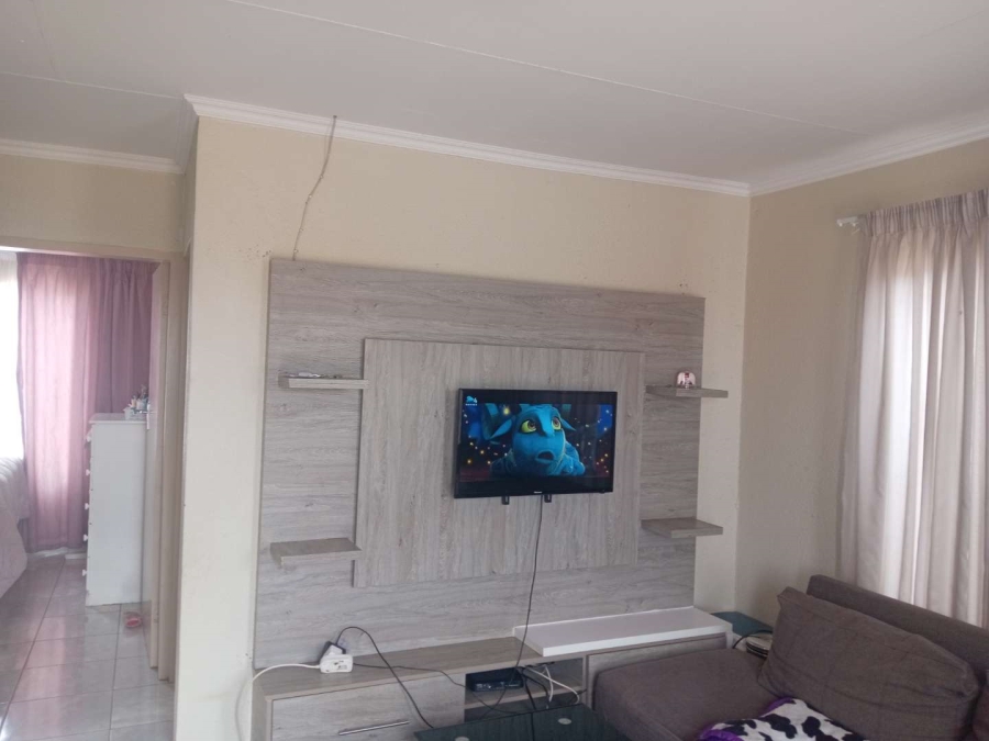 2 Bedroom Property for Sale in Soshanguve East Gauteng