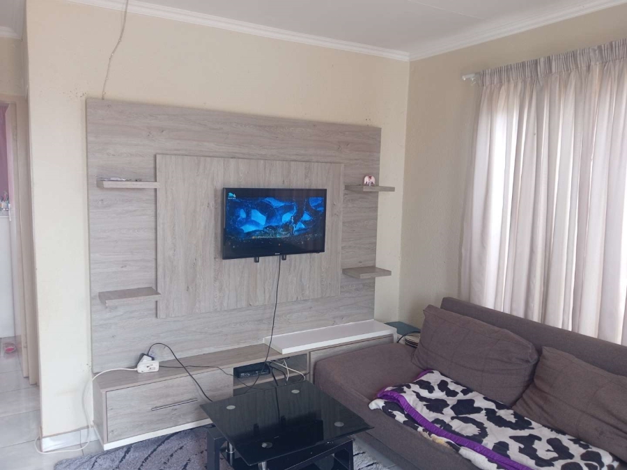 2 Bedroom Property for Sale in Soshanguve East Gauteng