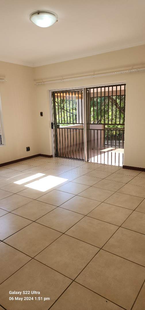 To Let 2 Bedroom Property for Rent in Saxonwold Gauteng