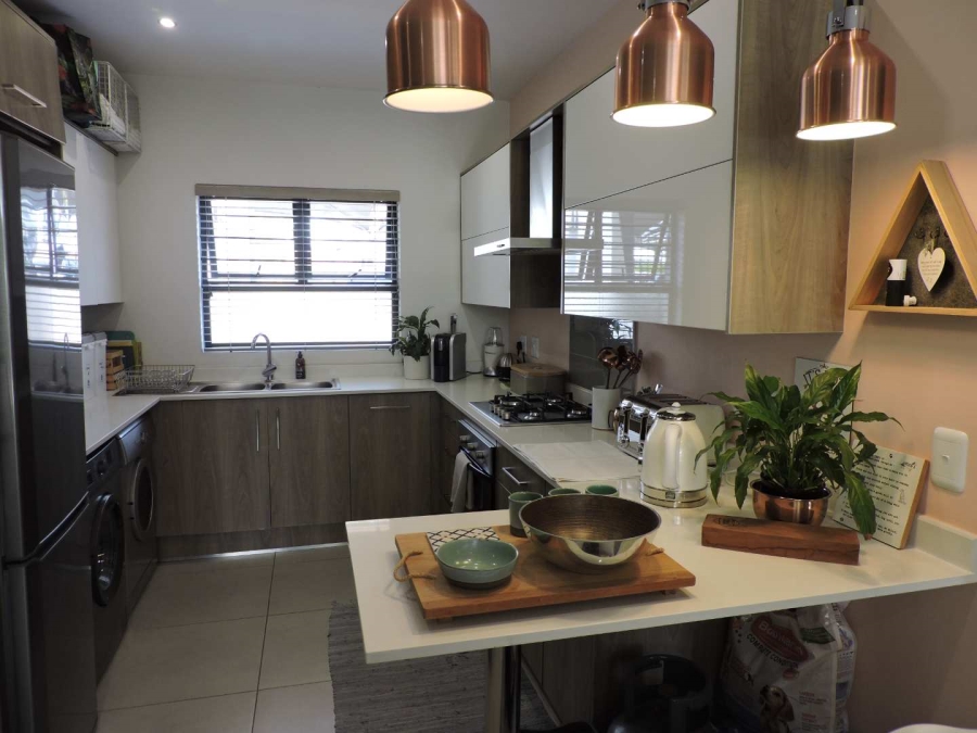 3 Bedroom Property for Sale in Broadacres Gauteng