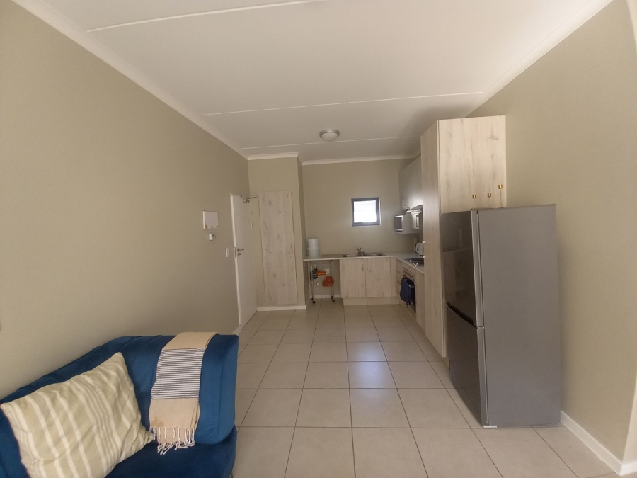 To Let 2 Bedroom Property for Rent in Grand Central Gauteng