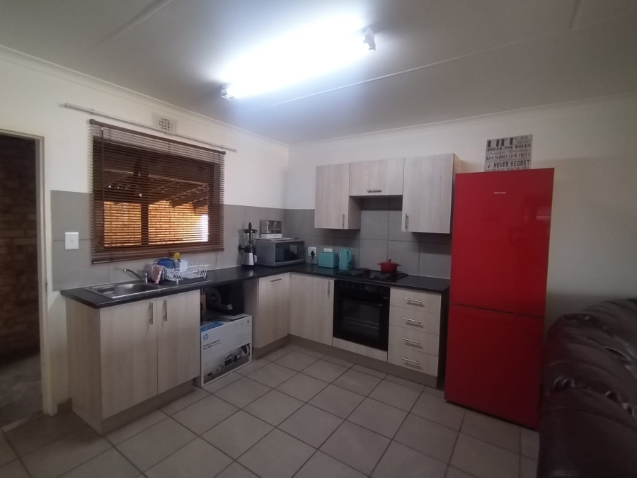 3 Bedroom Property for Sale in Albertsdal Gauteng