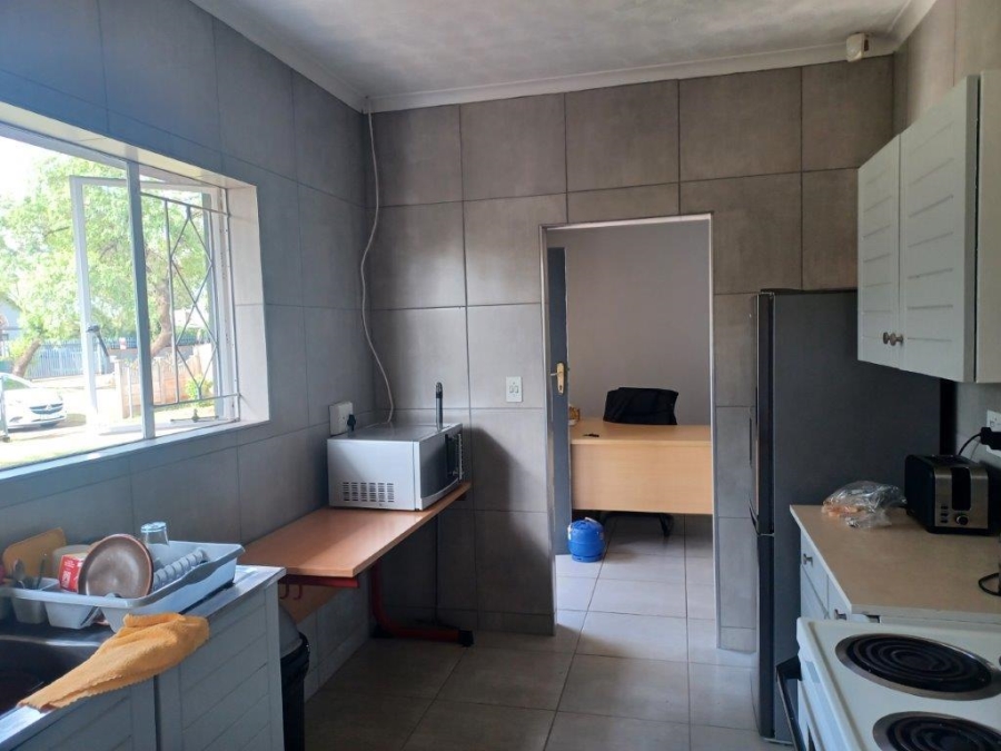 To Let 3 Bedroom Property for Rent in Mayberry Park Gauteng