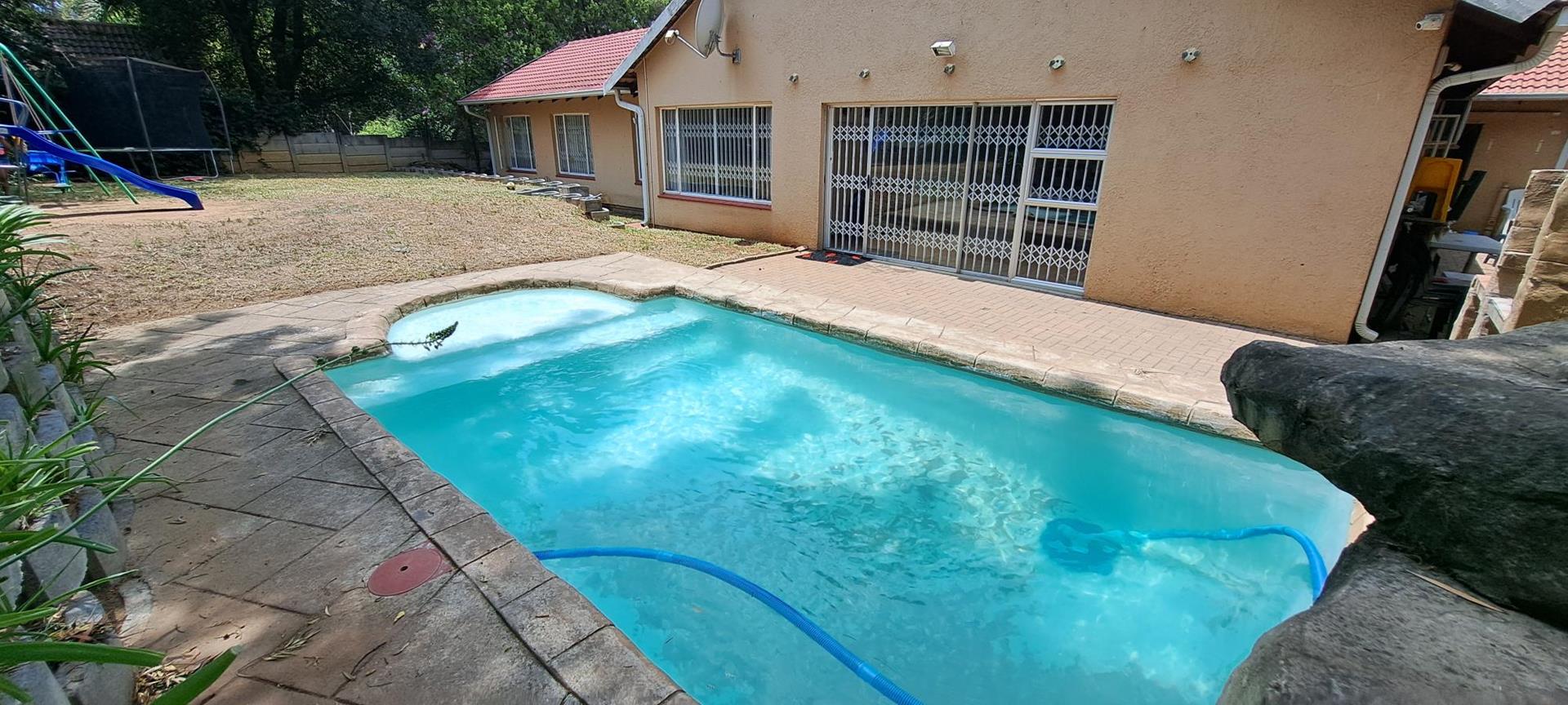 3 Bedroom Property for Sale in Bromhof Gauteng