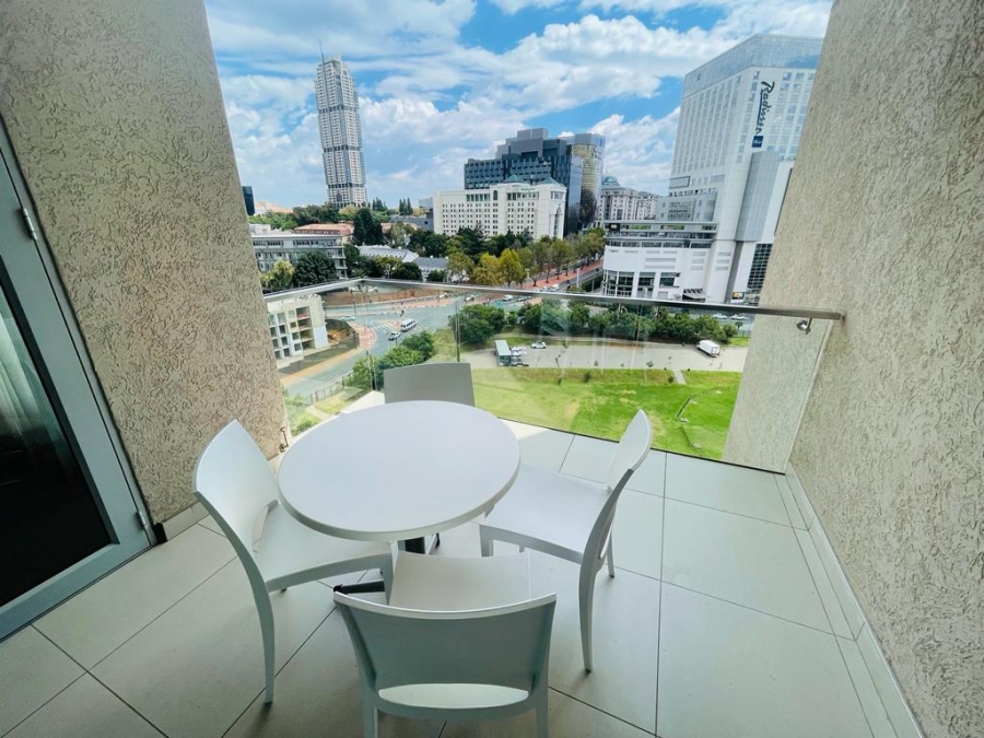 To Let 2 Bedroom Property for Rent in Sandown Gauteng