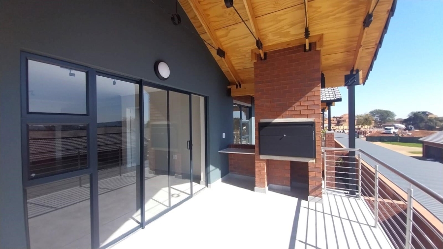 To Let 2 Bedroom Property for Rent in Olympus Gauteng