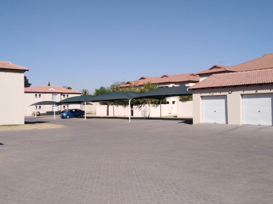 2 Bedroom Property for Sale in Morehill Gauteng