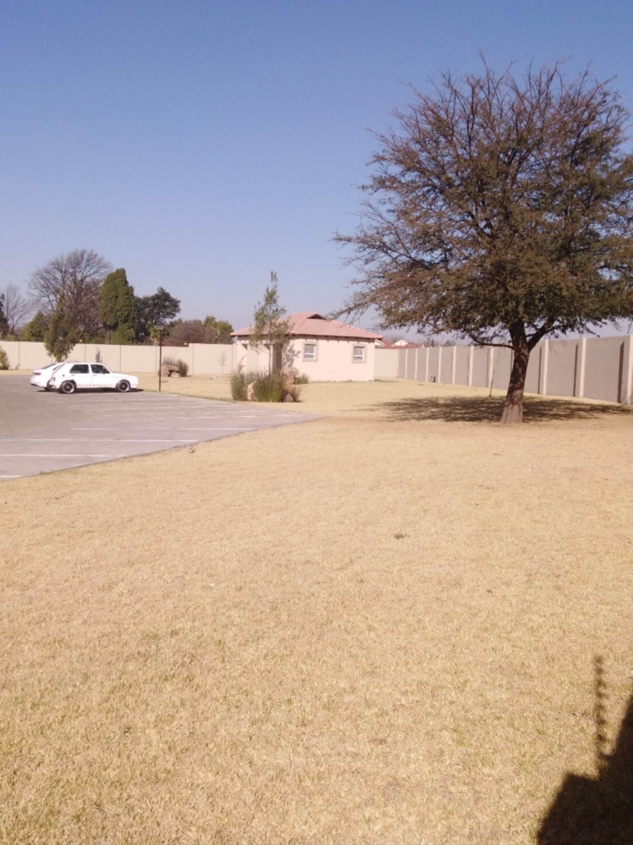 2 Bedroom Property for Sale in Morehill Gauteng