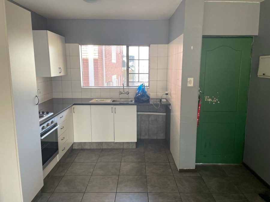 To Let 1 Bedroom Property for Rent in Halfway Gardens Gauteng