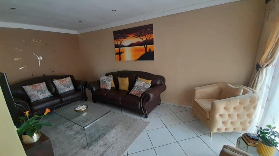 3 Bedroom Property for Sale in Birchleigh North Gauteng