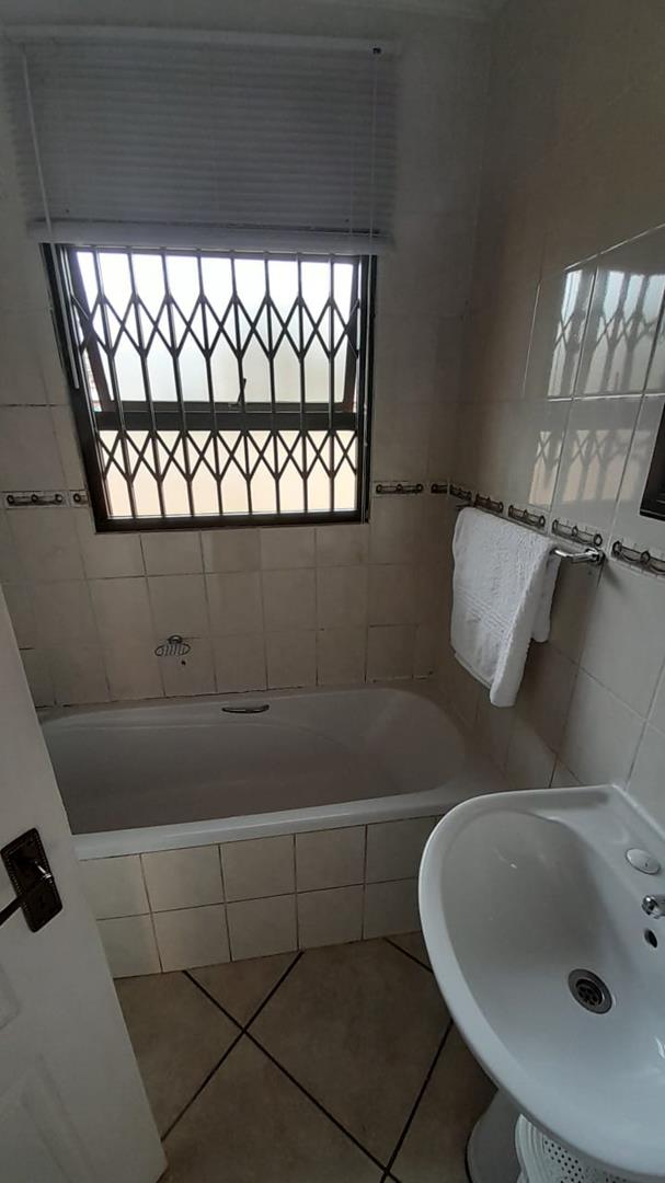 3 Bedroom Property for Sale in Birchleigh North Gauteng