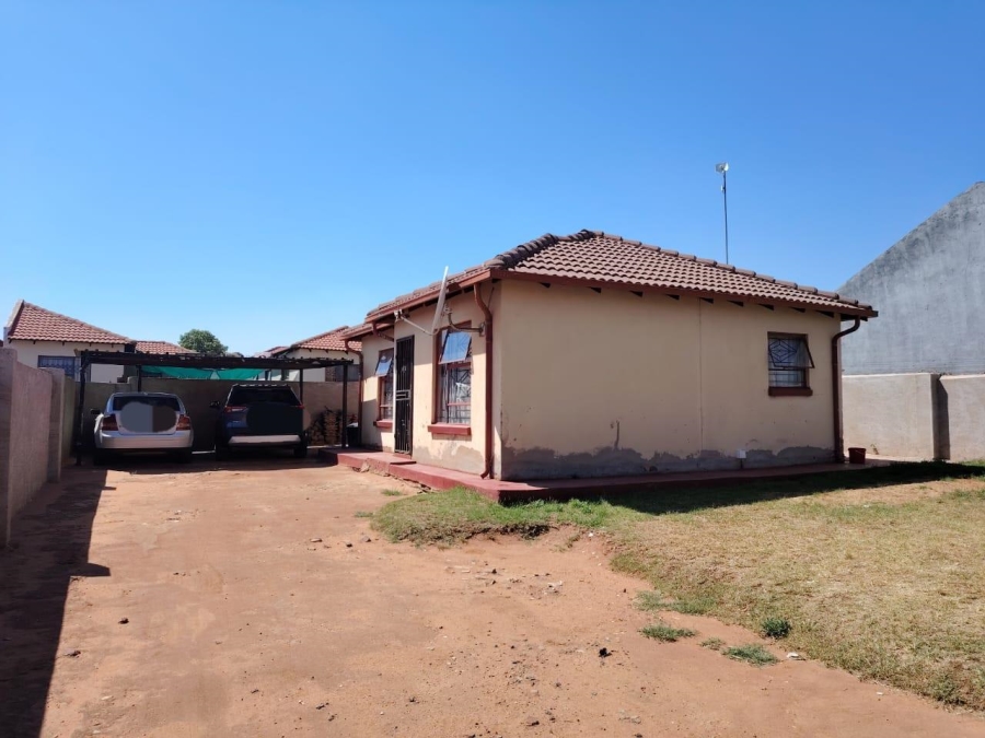 2 Bedroom Property for Sale in Birch Acres Gauteng