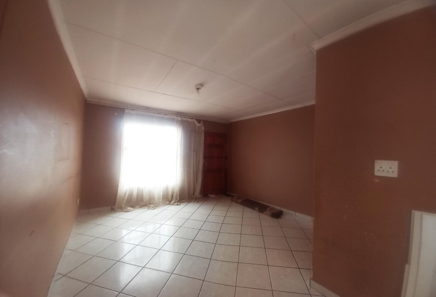 2 Bedroom Property for Sale in Birch Acres Gauteng