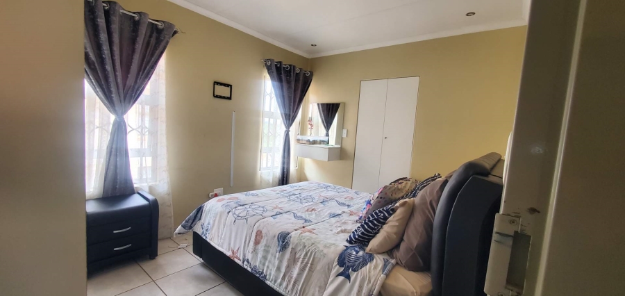 2 Bedroom Property for Sale in Groblerpark Gauteng