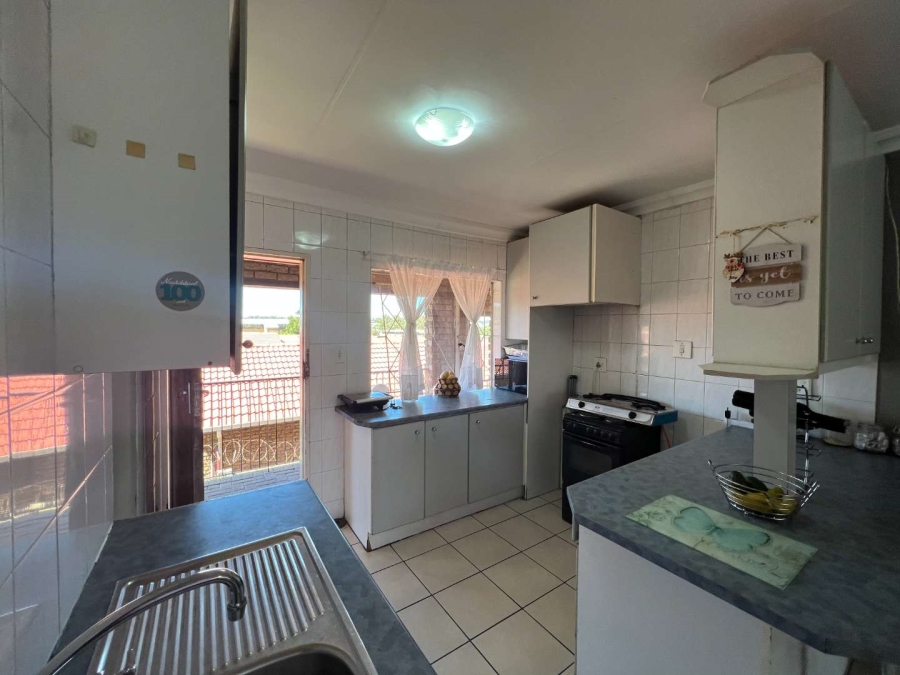 2 Bedroom Property for Sale in Krugersdorp North Gauteng