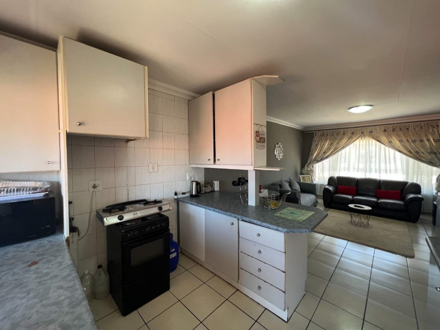 2 Bedroom Property for Sale in Krugersdorp North Gauteng