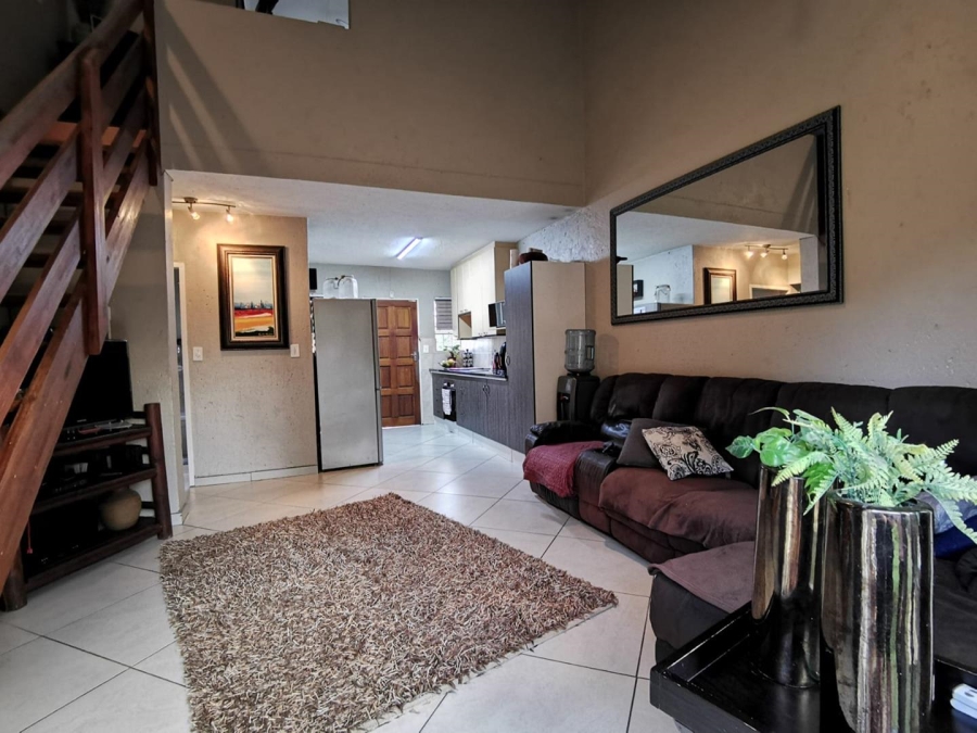 3 Bedroom Property for Sale in Wilgeheuwel Gauteng