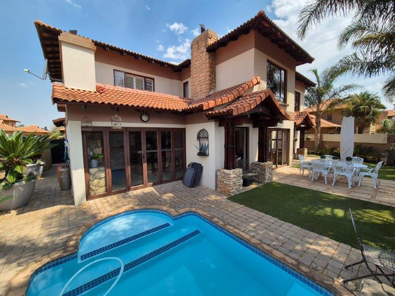 4 Bedroom Property for Sale in Northmead Gauteng