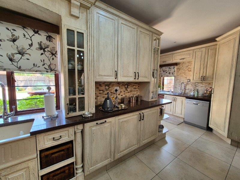 4 Bedroom Property for Sale in Northmead Gauteng