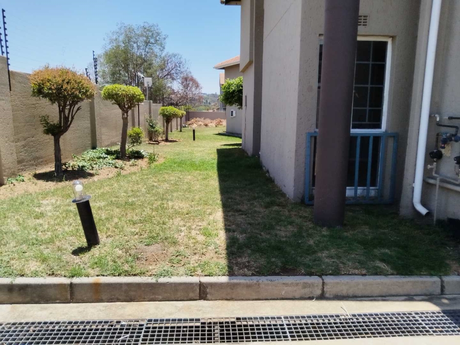 2 Bedroom Property for Sale in Vorna Valley Gauteng