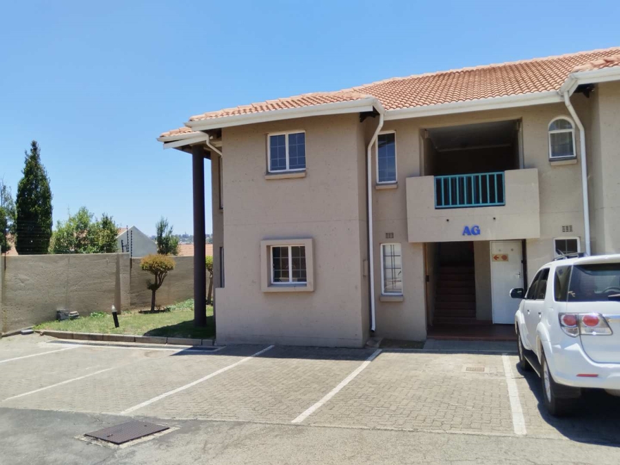 2 Bedroom Property for Sale in Vorna Valley Gauteng