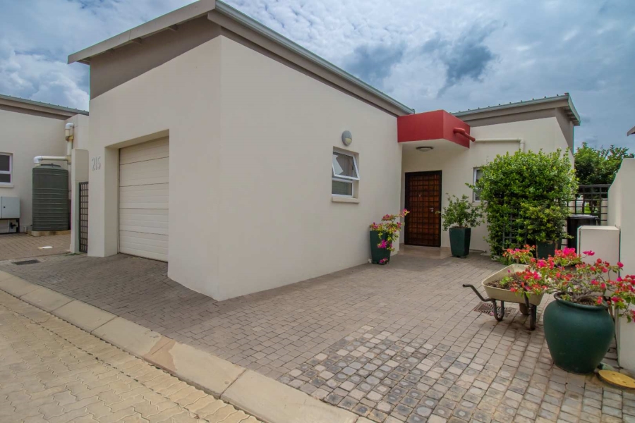 1 Bedroom Property for Sale in Broadacres Gauteng