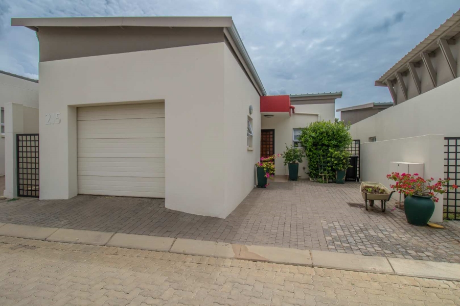 1 Bedroom Property for Sale in Broadacres Gauteng