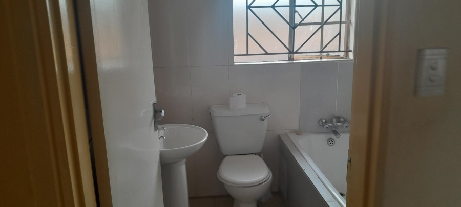 2 Bedroom Property for Sale in Cosmo City Gauteng