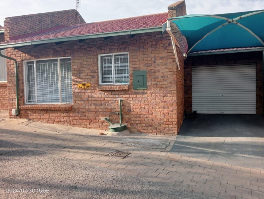 2 Bedroom Property for Sale in Birchleigh Gauteng