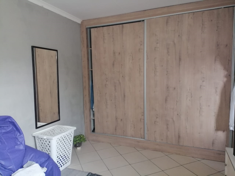 2 Bedroom Property for Sale in Birchleigh Gauteng